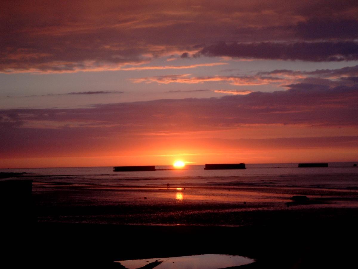 Arroplace Arromanches-les-Bains Ngoại thất bức ảnh